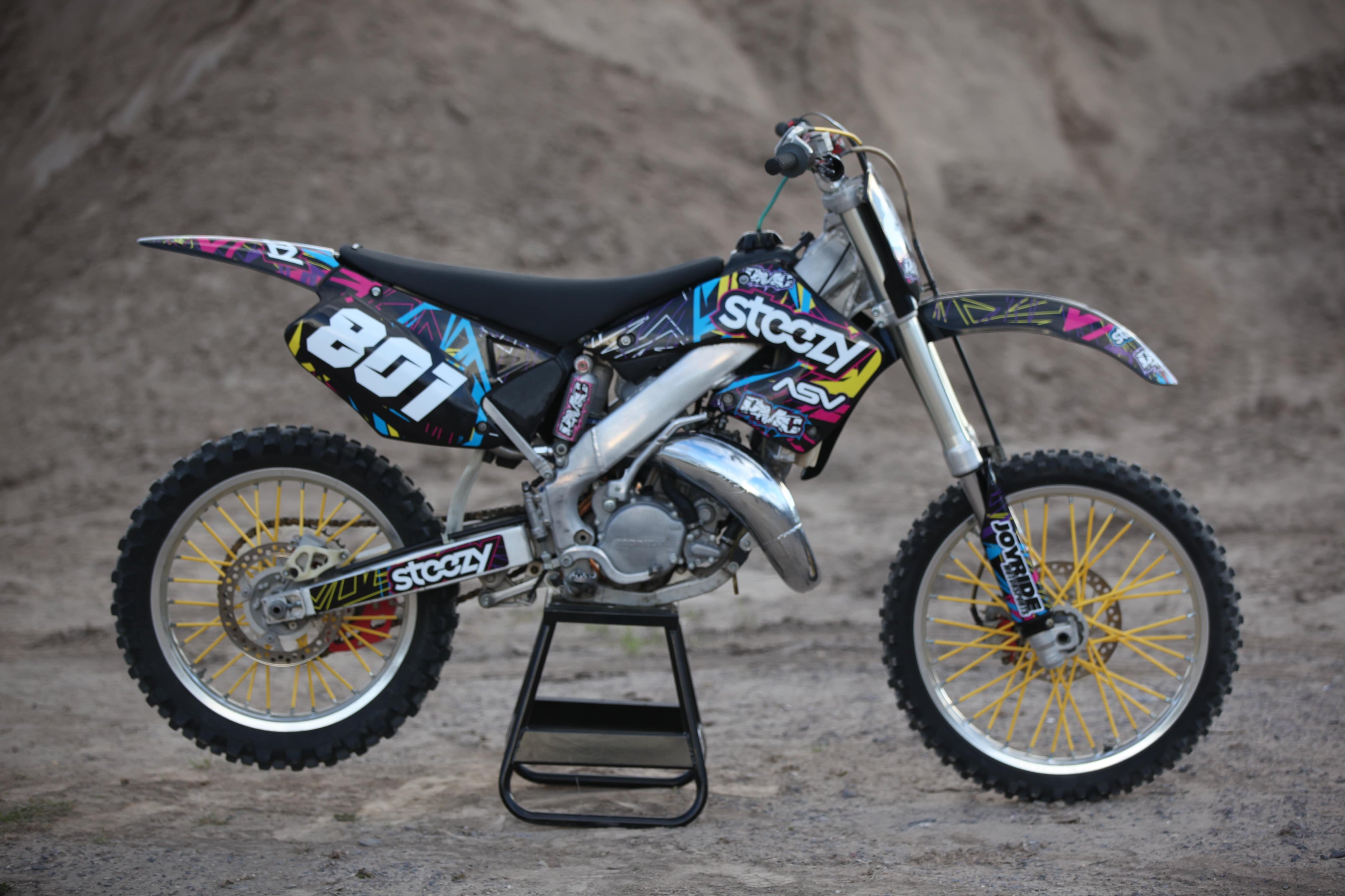 Honda CR125 Giveaway – STEEZY
