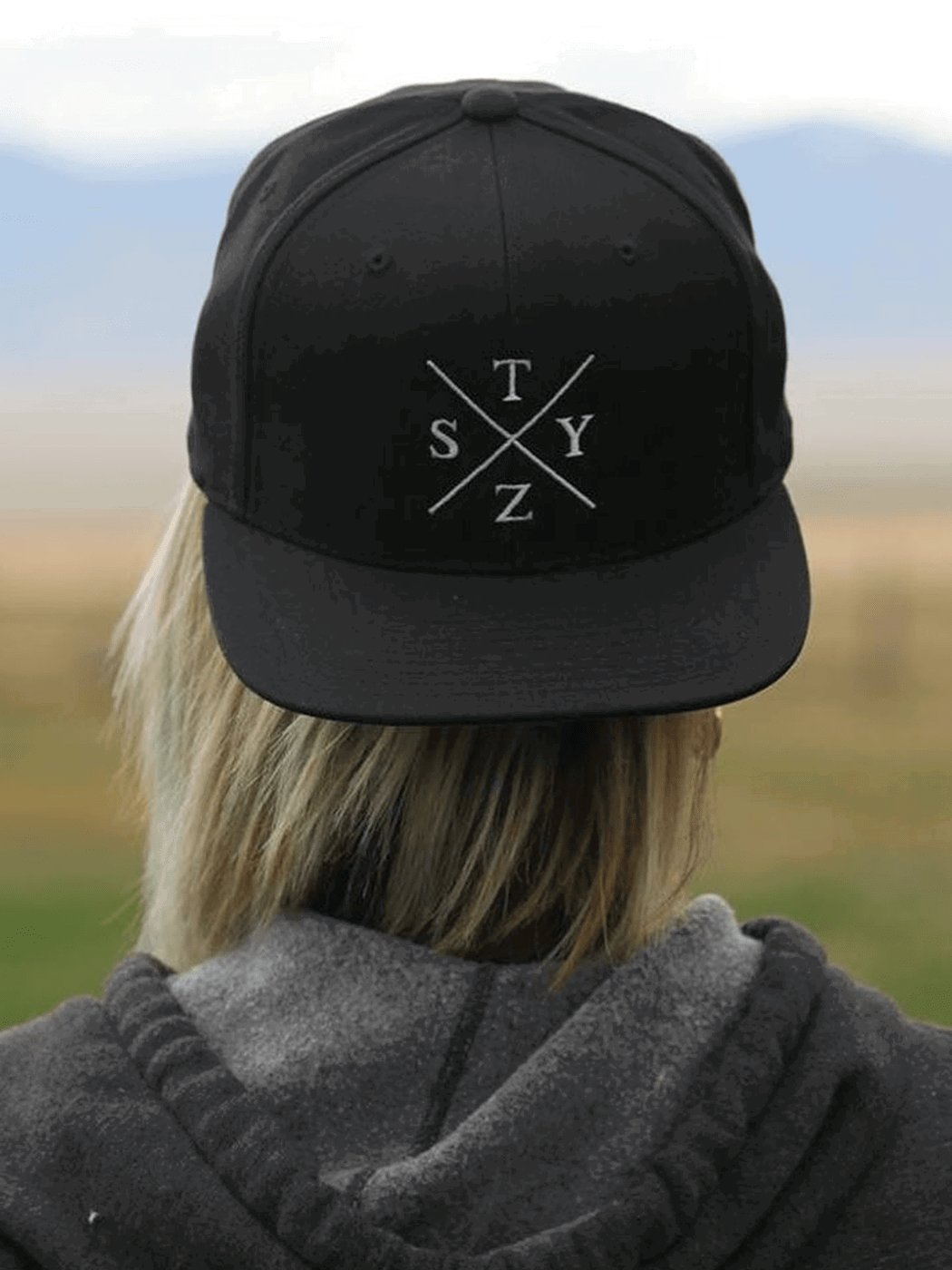 STZY X Snapback Hat (White/Black) - STEEZY Clothing