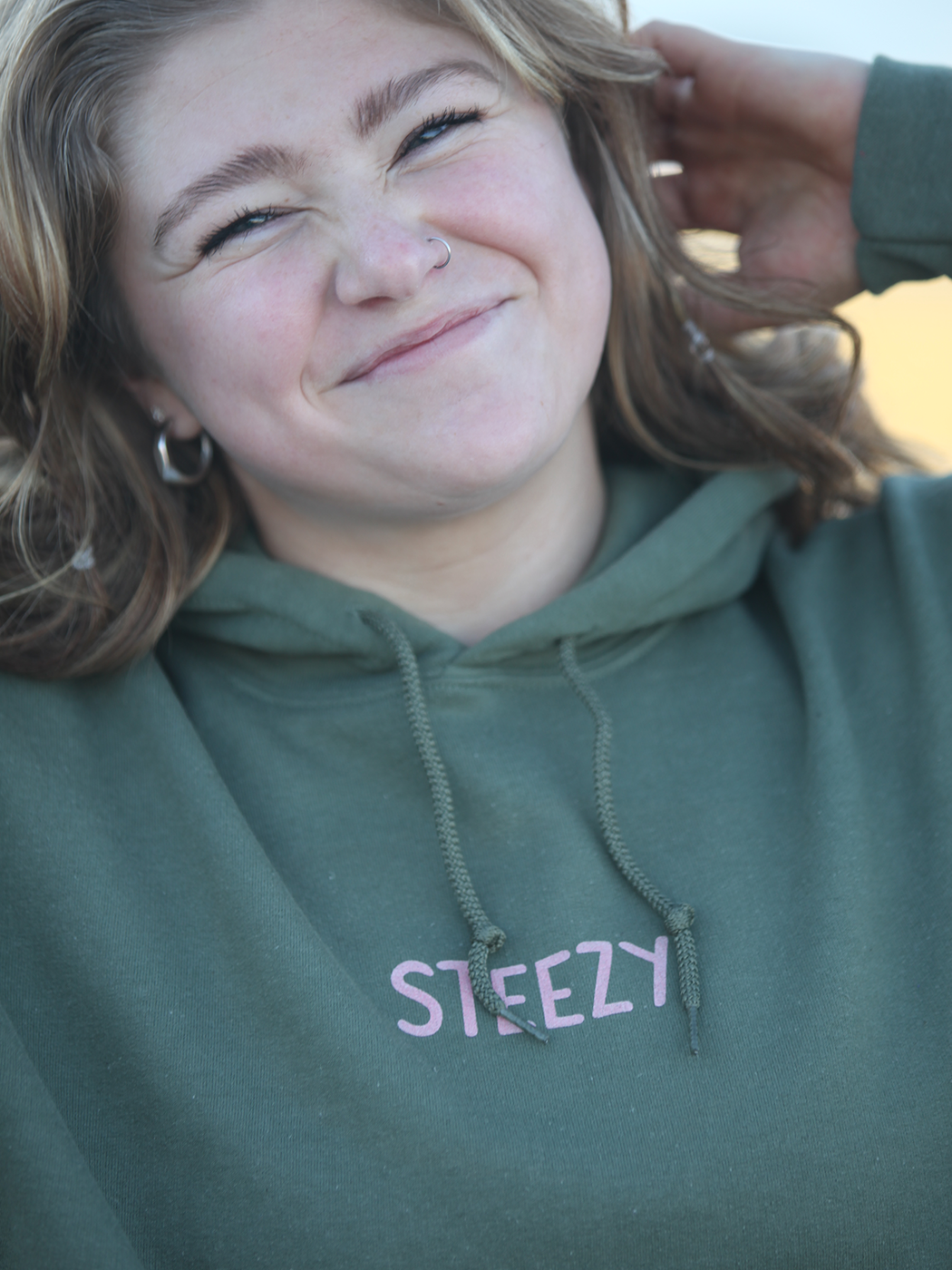 STEEZY - Living the Dream Hoodie - Clothing