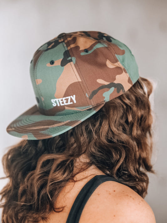 STEEZY - Steezy Small Text Snapback Hat (White/Camo) - Clothing